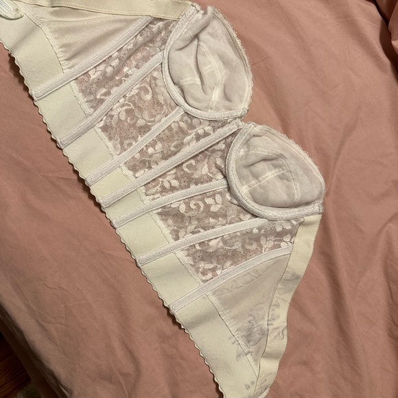 Vintage Sears Darling white lace bustier / corset top - Picture 3 of 6